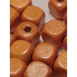 Drvena perla kocka 10 mm narandzasta