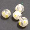 Kugla 8 mm bela sa zutim cvetovima komad-Lampwork perle